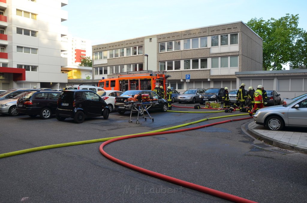 Feuer 3 Koeln Bocklemuend Goerlinger Zentrum P63.JPG - Miklos Laubert